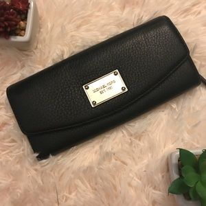 Michael Kors Pebble Leather Wallet